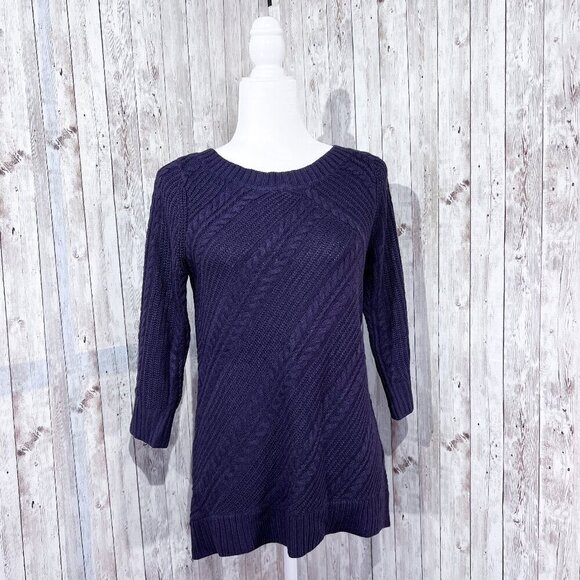 New York & Company Sweaters - Women's New York & Company Sweater | Purple | 3/4 Sleeve | Round Neck | Small